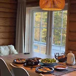 Dom wakacyjny Cabin, 30 M To The Sea, 25 Min Oslo, 10 Min Tusenfryd Nordre Frogn
