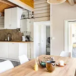 Cabin, 30 M To The Sea, 25 Min Oslo, 10 Min Tusenfryd Dom wakacyjny *