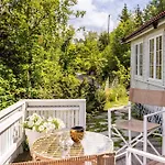 Dom wakacyjny Cabin, 30 M To The Sea, 25 Min Oslo, 10 Min Tusenfryd *