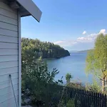 Dom wakacyjny Cabin, 30 M To The Sea, 25 Min Oslo, 10 Min Tusenfryd *
