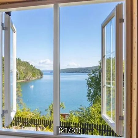 Cabin, 30 M To The Sea, 25 Min Oslo, 10 Min Tusenfryd