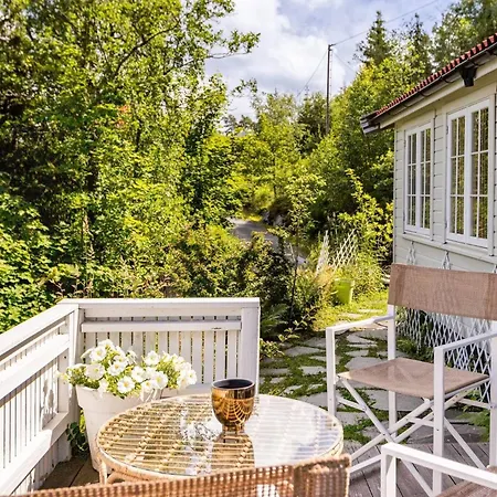 بيت للعطل Cabin, 30 M To The Sea, 25 Min Oslo, 10 Min Tusenfryd *