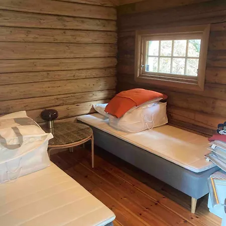 Cabin, 30 M To The Sea, 25 Min Oslo, 10 Min Tusenfryd Nordre Frogn