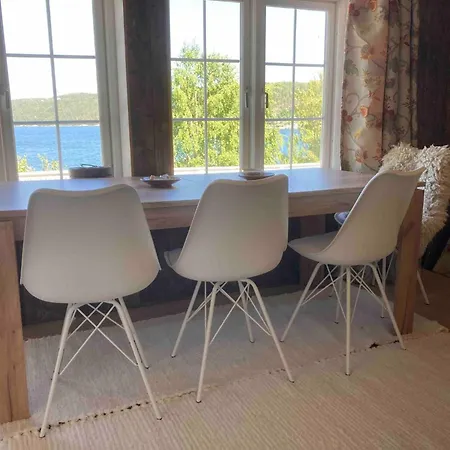 بيت للعطل Cabin, 30 M To The Sea, 25 Min Oslo, 10 Min Tusenfryd Nordre Frogn
