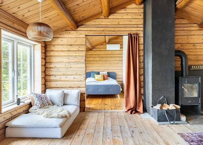 Cabin, 30 M To The Sea, 25 Min Oslo, 10 Min Tusenfryd *