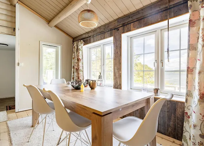 Hébergement de vacances Cabin, 30 M To The Sea, 25 Min Oslo, 10 Min Tusenfryd Nordre Frogn