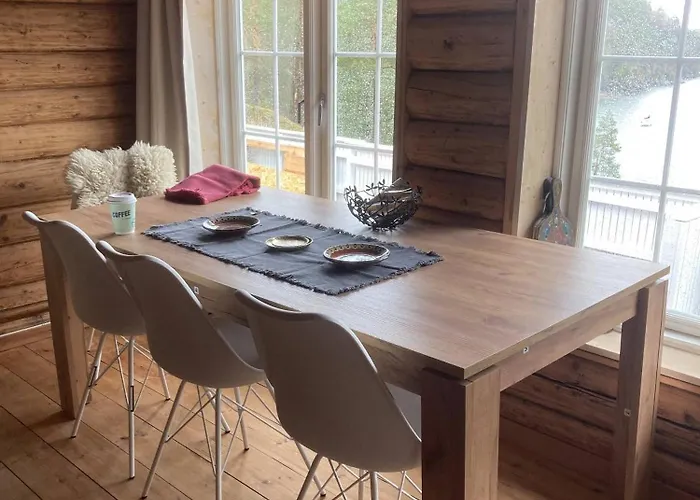 Cabin, 30 M To The Sea, 25 Min Oslo, 10 Min Tusenfryd Hébergement de vacances *