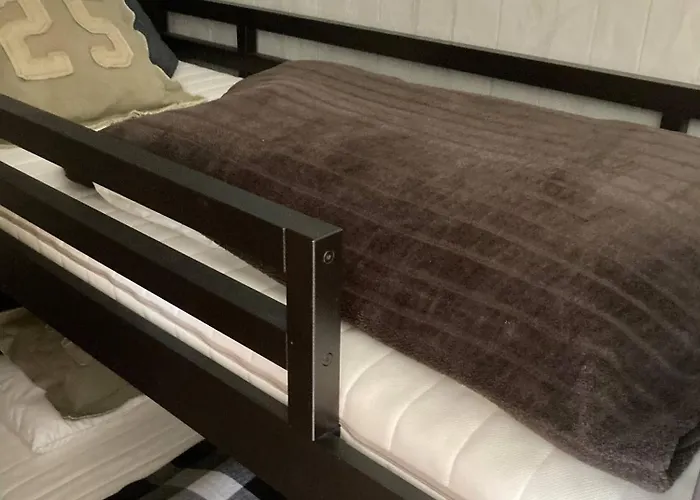 Cabin, 30 M To The Sea, 25 Min Oslo, 10 Min Tusenfryd Nordre Frogn