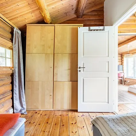 Cabin, 30 M To The Sea, 25 Min Oslo, 10 Min Tusenfryd Nordre Frogn